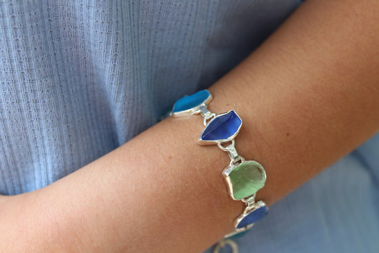 Ocean Bliss Sea Glass Link Bracelet by Jen Stones
